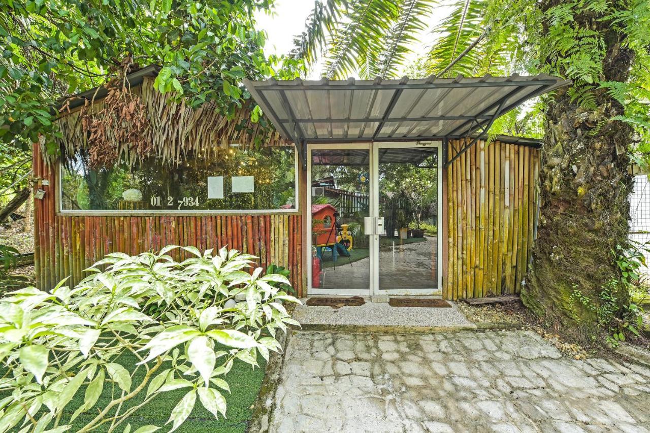 Oyo 90636 Teratak Zakiah Chalet جِرانتو المظهر الخارجي الصورة