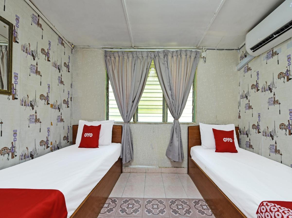 Oyo 90636 Teratak Zakiah Chalet جِرانتو المظهر الخارجي الصورة